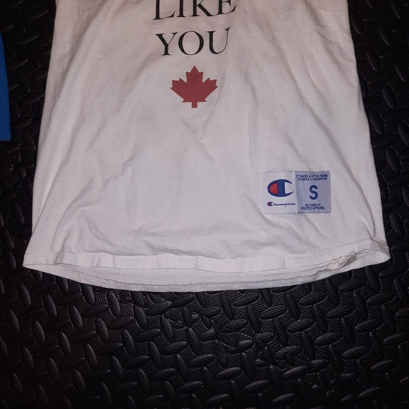 Champion Justin Bieber "My momma don't like you" shirt - Picture 2 of 9